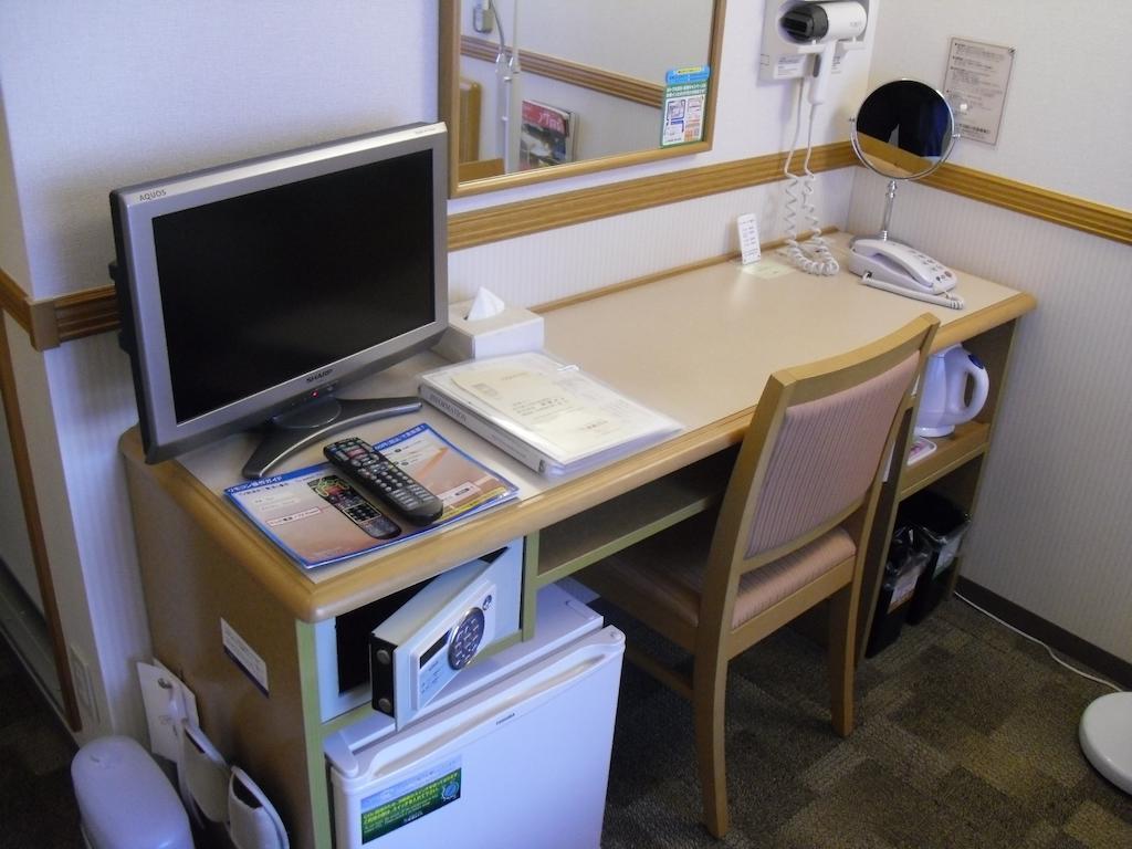Toyoko Inn Tokyo Nihombashi Ningyocho Экстерьер фото